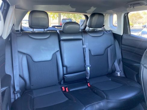 Used 2022 Jeep Compass Trailhawk w/ Trailhawk Convenience Group image 30