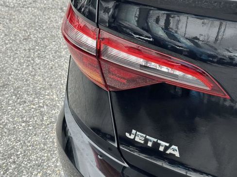 Used 2019 Volkswagen Jetta S w/ Driver Assistance Package image 29