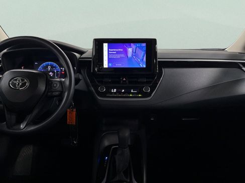 Used 2026 Toyota Corolla LE FWD image 35