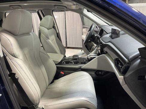 Used 2024 Acura MDX SH-AWD w/ Technology Package image 14