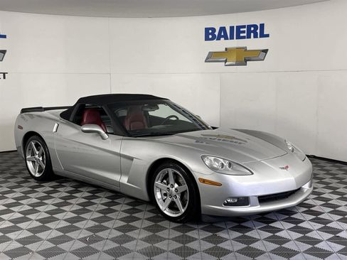 Used 2005 Chevrolet Corvette Convertible w/ Preferred Equipment Group image 7