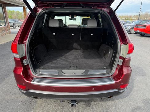 Used 2018 Jeep Grand Cherokee Limited image 6