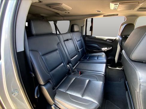 Used 2019 GMC Yukon XL SLT w/ Open Road Package AWD/4WD image 20