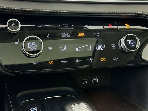 Used 2022 INFINITI QX60 Luxe image 16