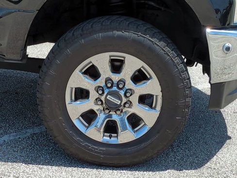 Used 2017 Ford F250 Lariat w/ Chrome Package AWD/4WD image 11