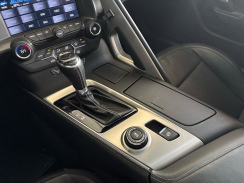 Used 2019 Chevrolet Corvette Stingray Coupe w/ Battery Protection Package image 17