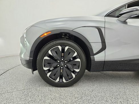 Used 2024 Chevrolet Blazer EV RS AWD/4WD image 16