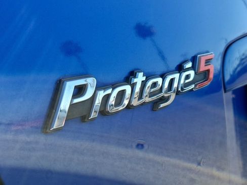 Used 2003 MAZDA Protege5 FWD image 22