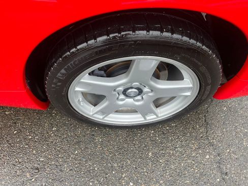 Used 1997 Chevrolet Corvette Coupe w/ Performance Handling Pkg image 11