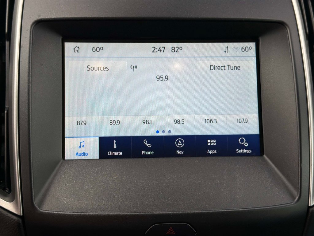 Used 2020 Ford Edge SEL w/ Convenience Package AWD/4WD image 24