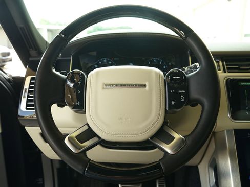 Used 2021 Land Rover Range Rover P525 Westminster Edition LWB AWD/4WD image 12