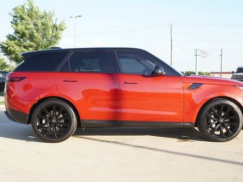 Used 2023 Land Rover Range Rover Sport SE AWD/4WD image 10
