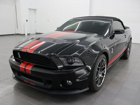 Used 2011 Ford Mustang Shelby GT500 w/ SVT Performance Pkg RWD image 7