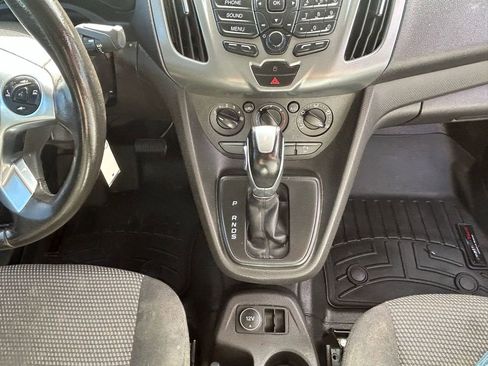 Used 2018 Ford Transit Connect XL FWD image 16