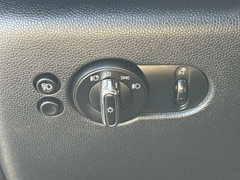 Certified 2024 MINI Cooper S FWD image 21