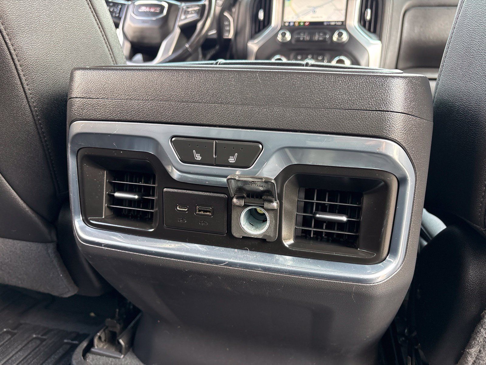 Used 2021 GMC Sierra 1500 SLT w/ SLT Premium Plus Package RWD image 18