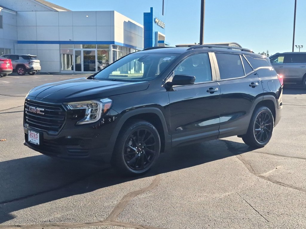 Used 2023 GMC Terrain SLE w/ Driver Convenience Package AWD/4WD image 10