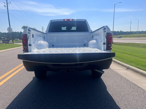 New 2026 RAM 2500 Tradesman AWD/4WD image 10