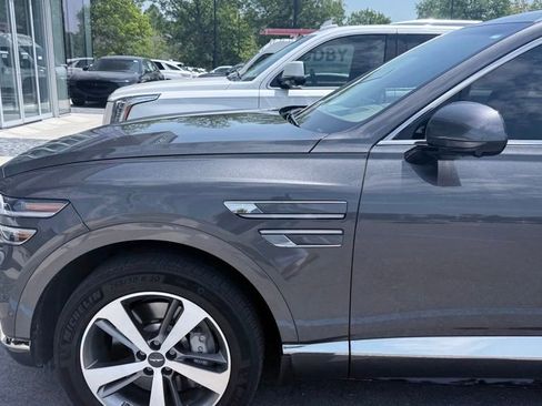 Used 2023 Genesis GV80 3.5T Advanced + AWD/4WD image 16