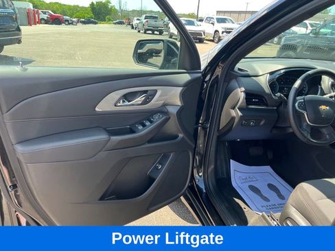 Used 2023 Chevrolet Traverse LT AWD/4WD image 11