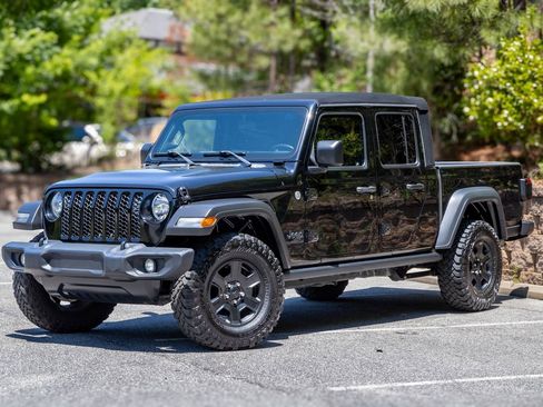 Used 2020 Jeep Gladiator Sport w/ Quick Order Package 23S AWD/4WD image 1