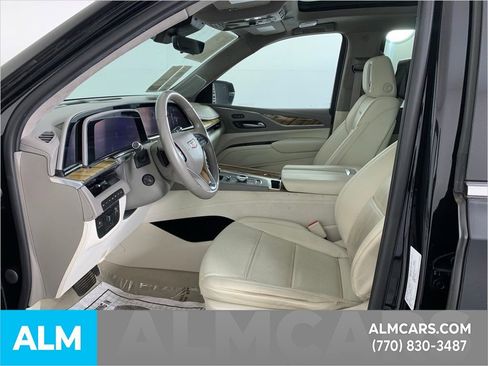 Used 2021 Cadillac Escalade Premium Luxury Platinum image 7