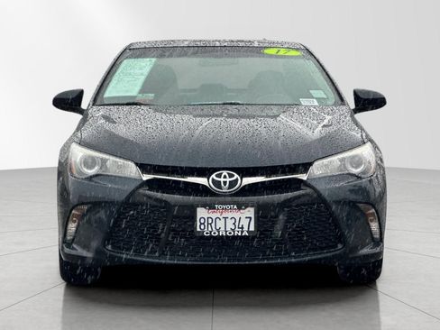 Used 2017 Toyota Camry SE image 9