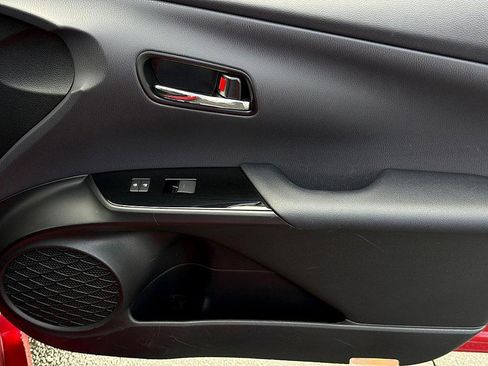 Used 2020 Toyota Prius Prime XLE image 23