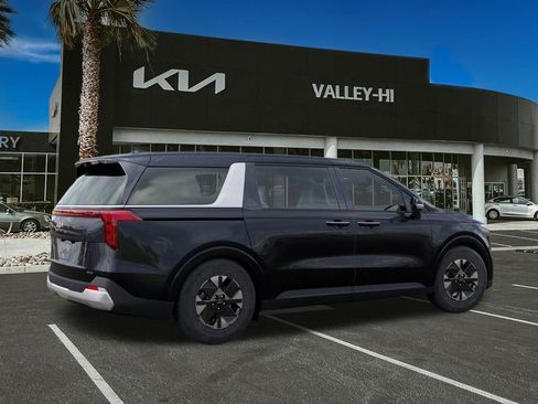New 2026 Kia Carnival LXS image 6