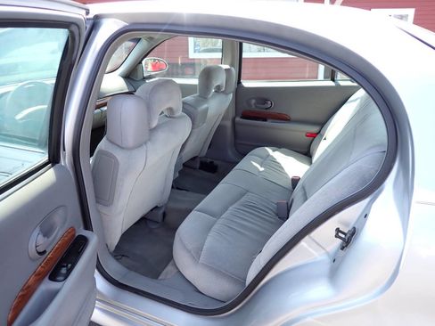 Used 2000 Buick Le Sabre Custom w/ Luxury Opt Pkg image 8