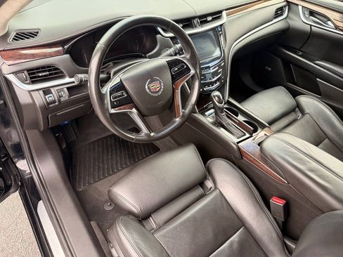 Used 2013 Cadillac XTS w/ Luxury Level One Package FWD image 10