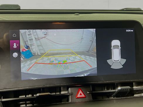 Used 2023 Kia Sportage EX image 28