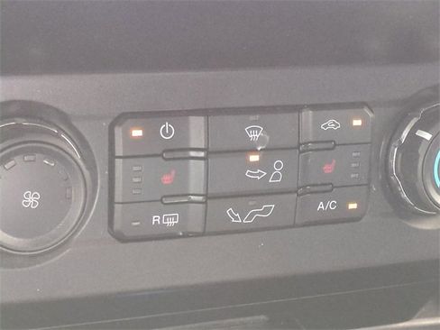 Used 2020 Ford F150 XLT w/ Equipment Group 302A Luxury image 25