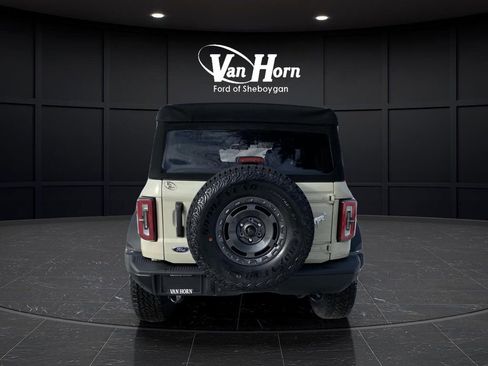 New 2025 Ford Bronco Badlands w/ Sasquatch Package image 16