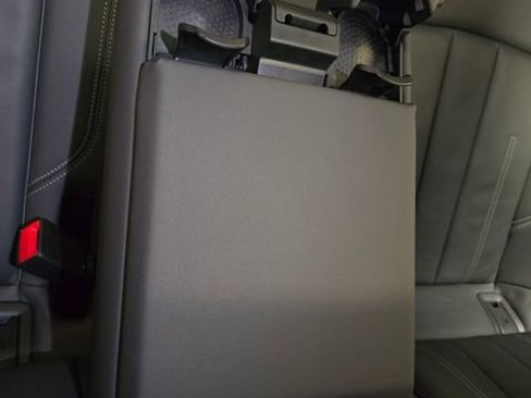 Used 2021 Audi A4 2.0T Premium w/ Convenience Package image 34