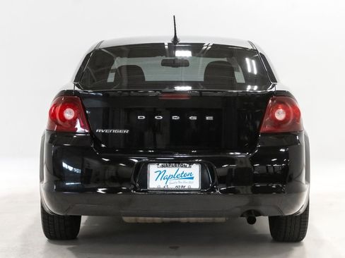 Used 2014 Dodge Avenger SE FWD image 24