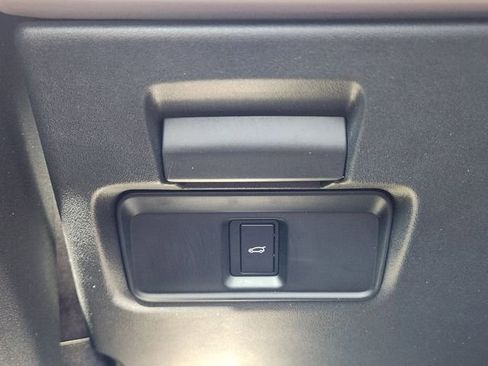 Used 2024 Land Rover Range Rover Evoque S image 21