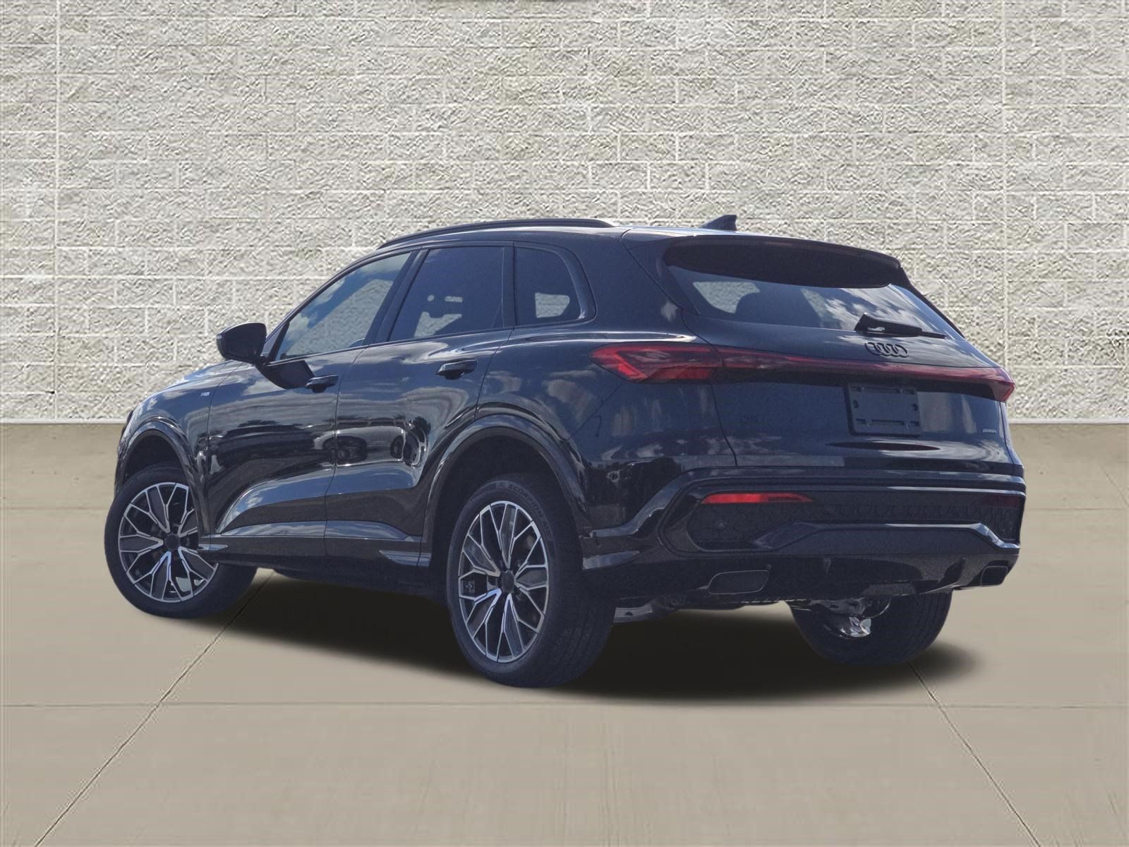 New 2026 Audi Q5 Premium Plus AWD/4WD image 5