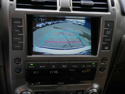 Used 2018 Lexus GX 460 image 22