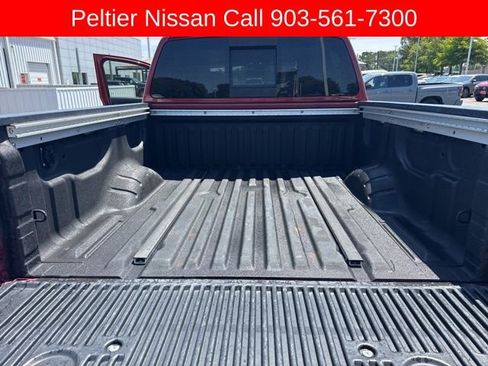 Used 2017 Nissan Titan SL AWD/4WD image 27