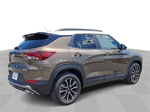 Certified 2022 Chevrolet TrailBlazer ACTIV w/ Sun and Liftgate Package image 8