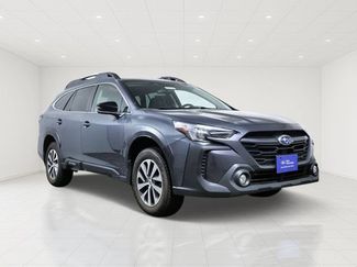 Used 2024 Subaru Outback Premium AWD/4WD video 1