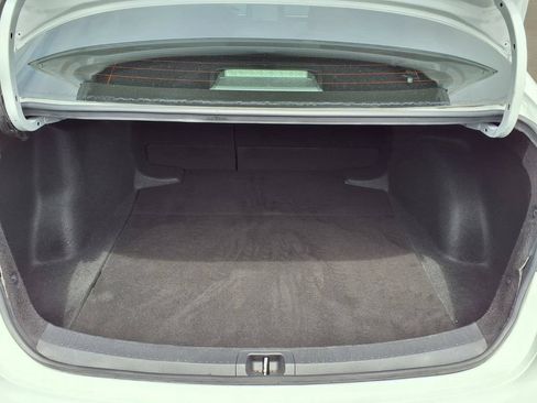 Used 2024 Toyota Corolla LE FWD image 18