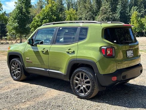 Used 2016 Jeep Renegade 75th Anniversary AWD/4WD image 7