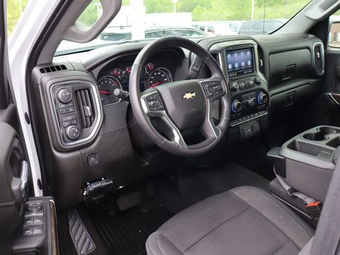 Used 2021 Chevrolet Silverado 1500 LT AWD/4WD image 13