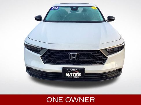 Used 2024 Honda Accord Sport image 3