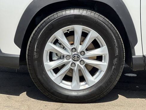 Certified 2026 Toyota Corolla Cross LE w/ Moonroof Package FWD image 29