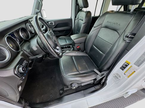 Used 2021 Jeep Wrangler Unlimited Sahara w/ Cold Weather Group AWD/4WD image 11