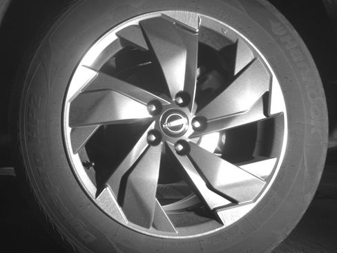 Used 2025 Nissan Rogue SV image 11