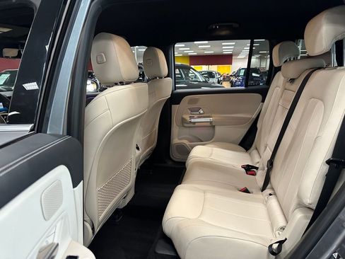 Used 2023 Mercedes-Benz EQB 250+ image 26